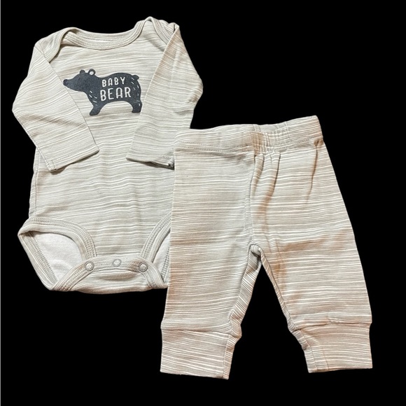 Carter’s Baby Boy Outfit Bundle - Picture 3 of 7